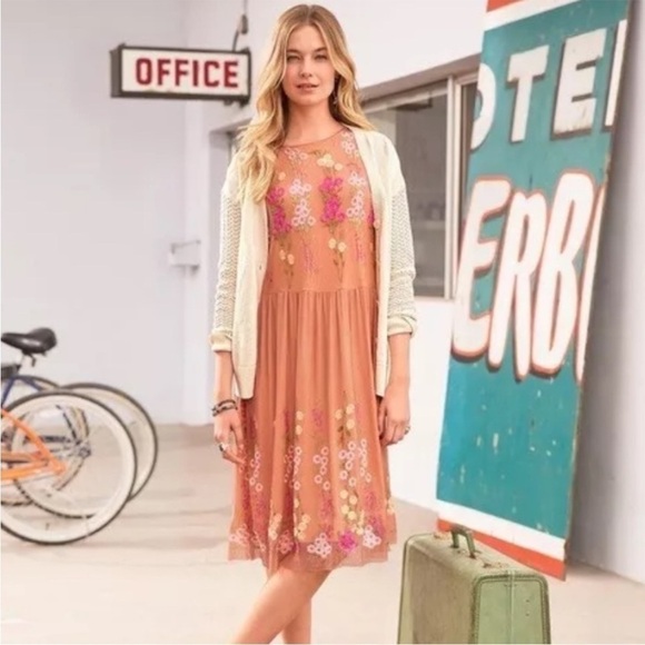 Sundance Peach Tender Moments Dress - Picture 1 of 9